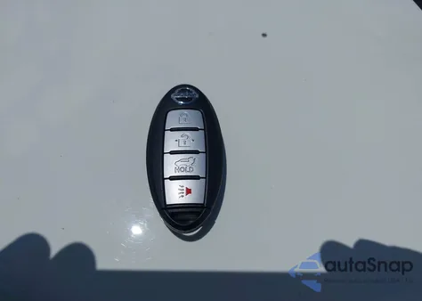 2016 Nissan Rogue Sv z USA, uszkodzony, nr VIN 5N1AT2MV7GC773646